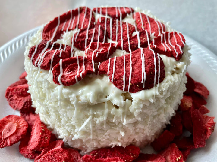 YumYum4DOGS - Strawberry Shortcake Dog Cake Treat