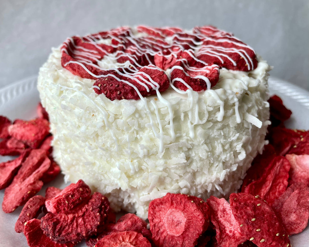 YumYum4DOGS - Strawberry Shortcake Dog Cake Treat