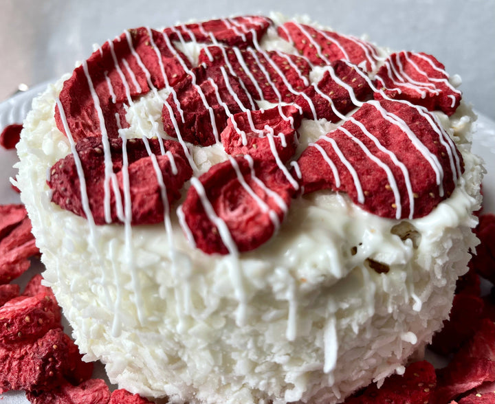 YumYum4DOGS - Strawberry Shortcake Dog Cake Treat