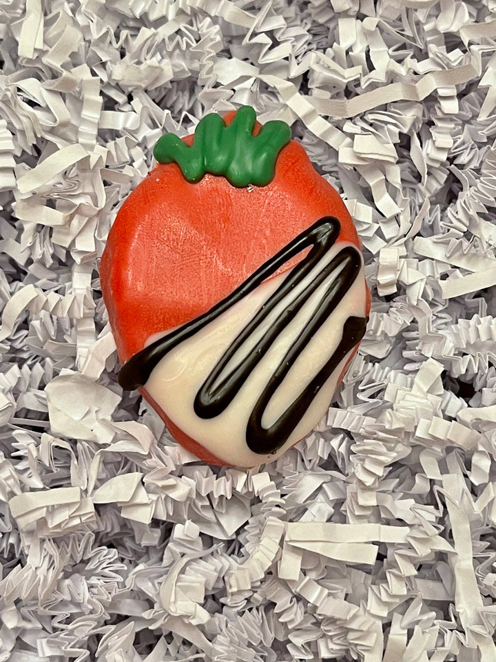 YumYum4DOGS - Decadent Strawberries dog treats: Large