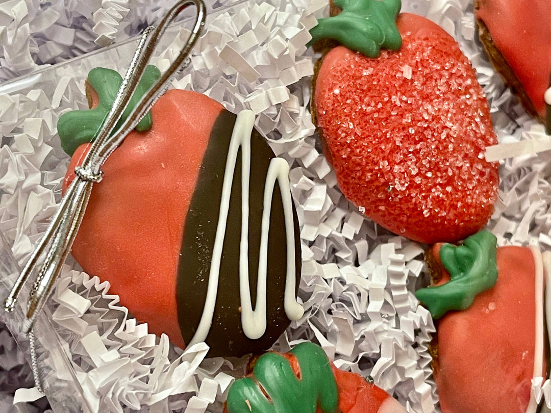YumYum4DOGS - Decadent Strawberries dog treats: Large