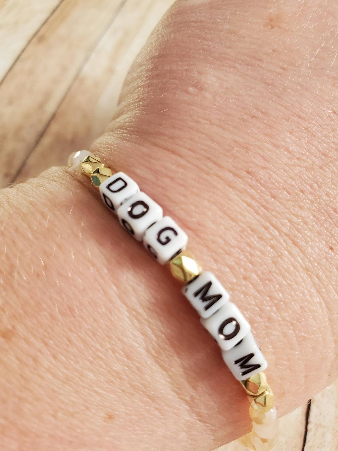 Tots And Tumblers Art - Dog Mom Beaded Stretch Bracelet