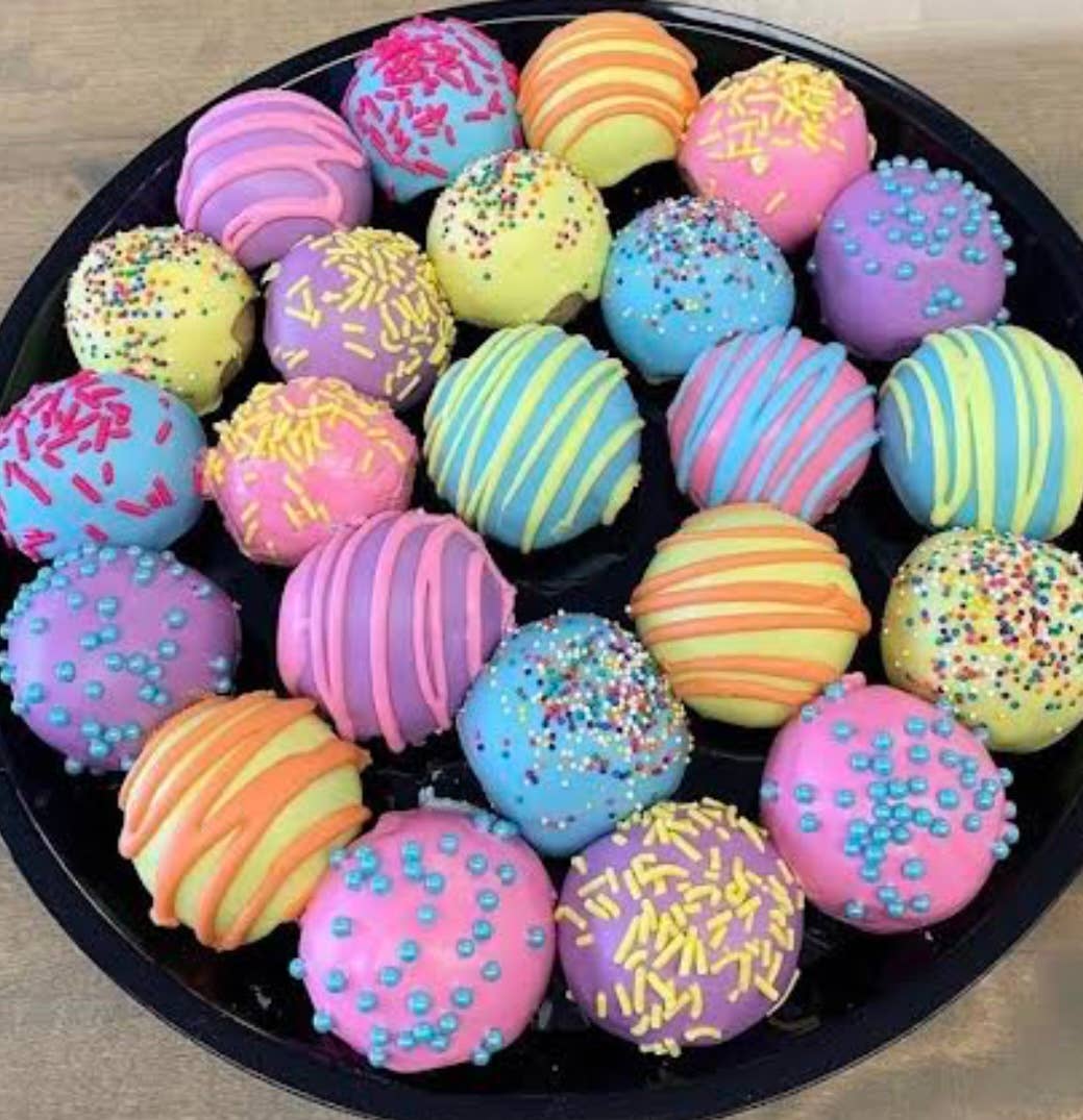 YumYum4DOGS - Mini PUPems funsies donut holes dog treats