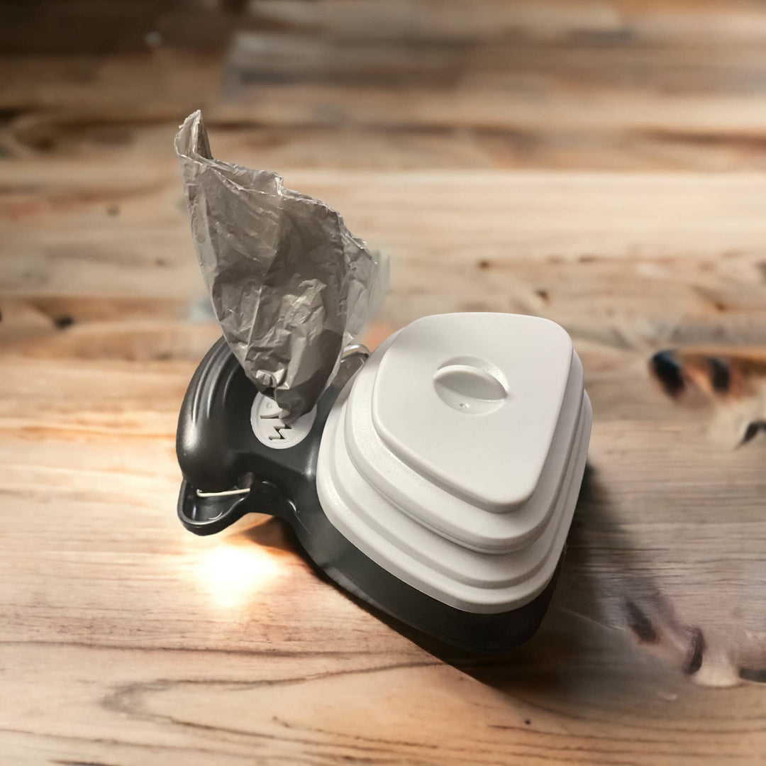 Wha-Ger - touchless poop scooper with leash clip and waste bags